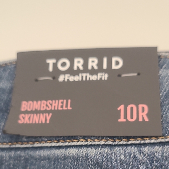 Torrid Bombshell Skinny High-Rise Jeans - Picture 5 of 7